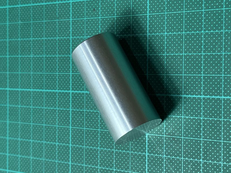 φ 25 mm cylinder probe. Aluminum