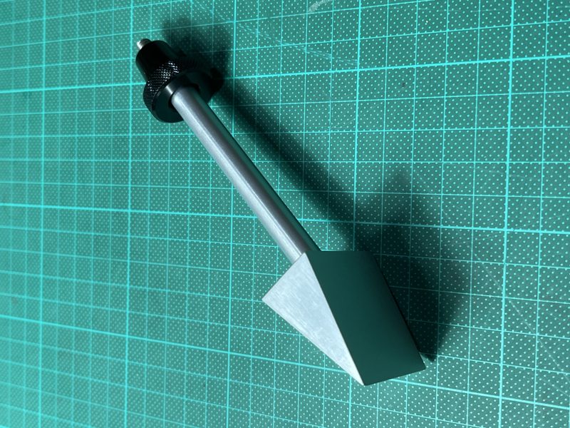 三角形切刀